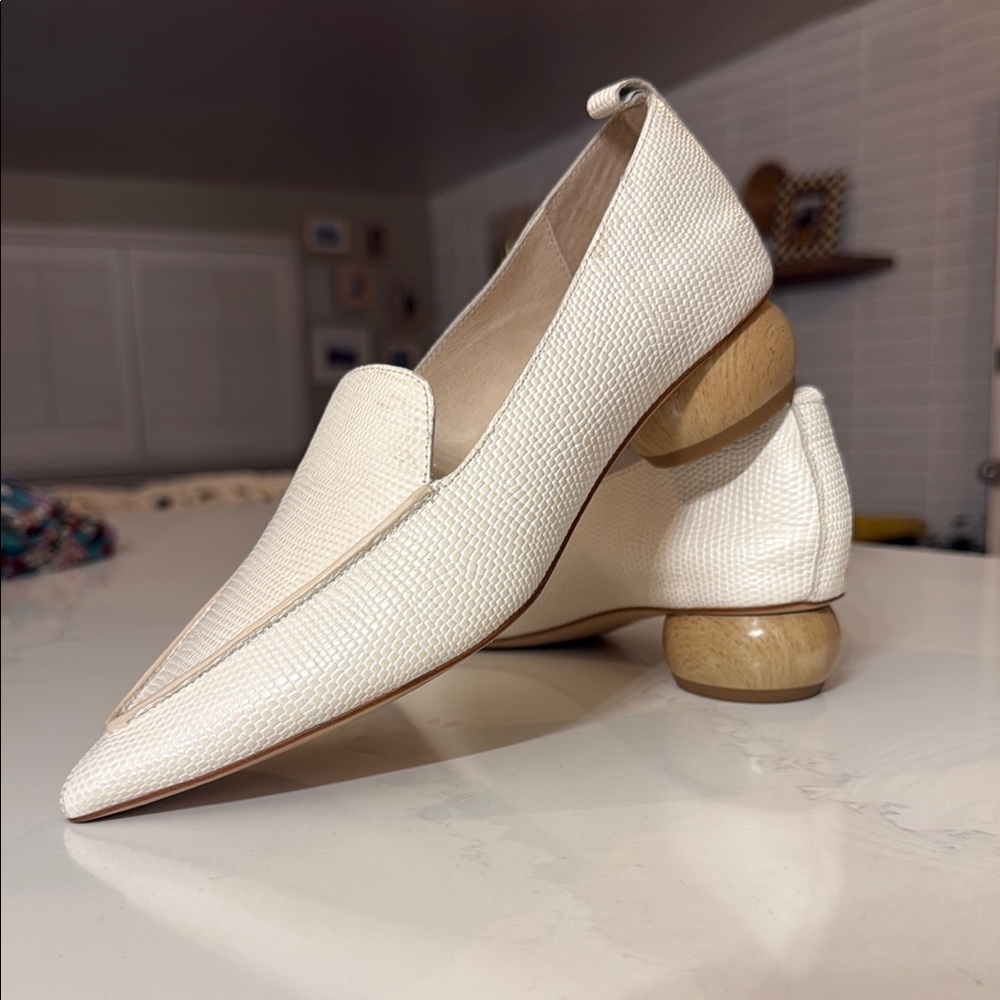 New Jeffrey Campbell Viona-WD cream  leather Loafers with round sculpted heel